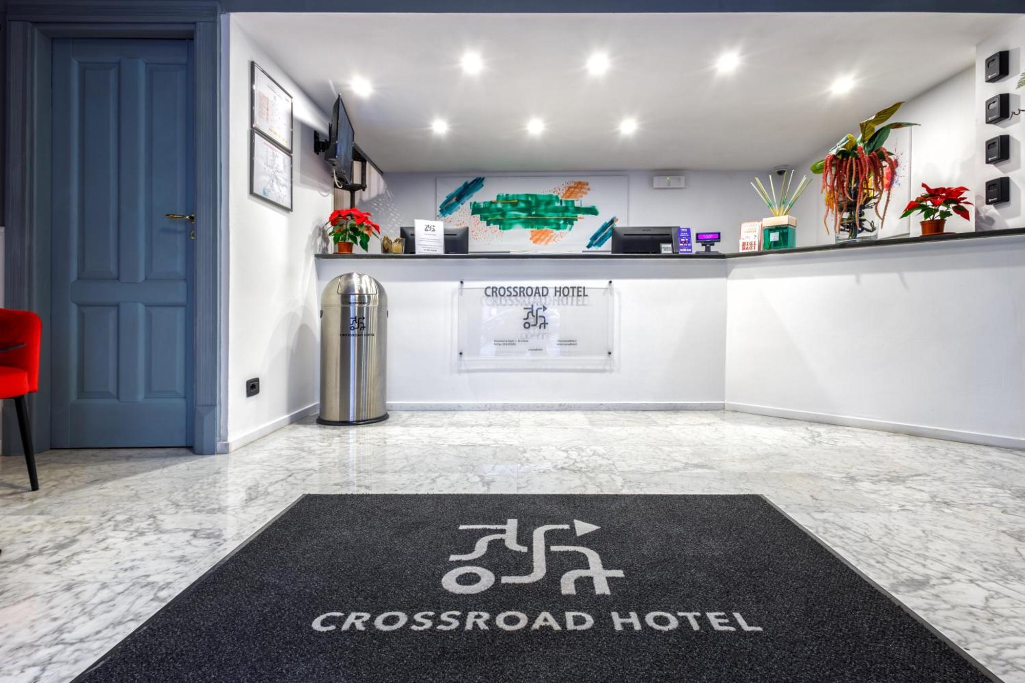 Crossroad Hotel Rom Exteriör bild